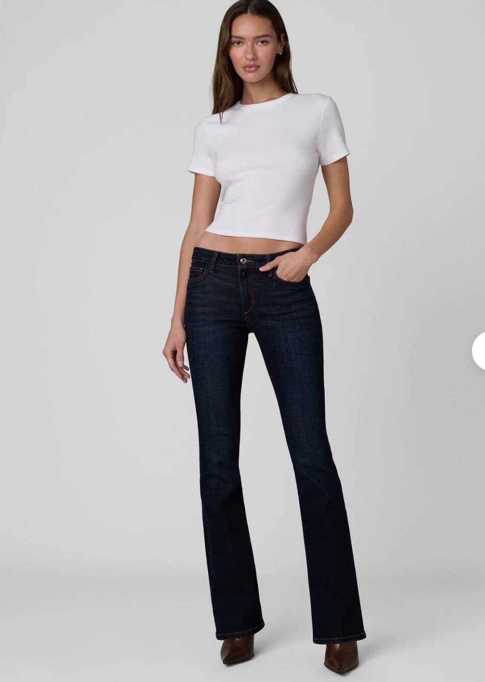 Joe's low rise bootcut dark jeans size 26x34